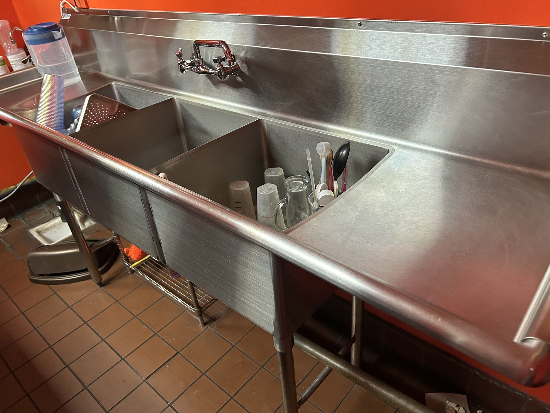 Commercial Sink
