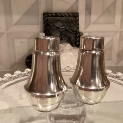 Vintage Duchin Creation STERLING SILVER Salt & Pepper Shakers, glass lined (beautifully polished!) SEE PHOTOS 