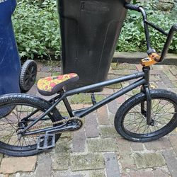 BMX BIKE