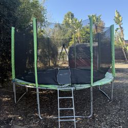 12 Ft Trampoline