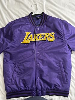Brand New Los Angeles Lakers jacket size Medium