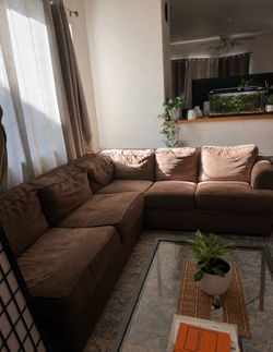 Brown sectional with chaise lounge