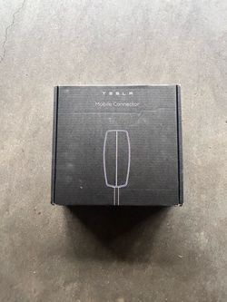 Tesla mobile charger gen 2