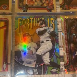 Baseball Cards Featuring Arron Judge 