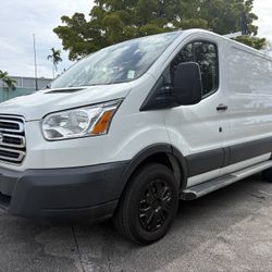 2018 Ford Transit