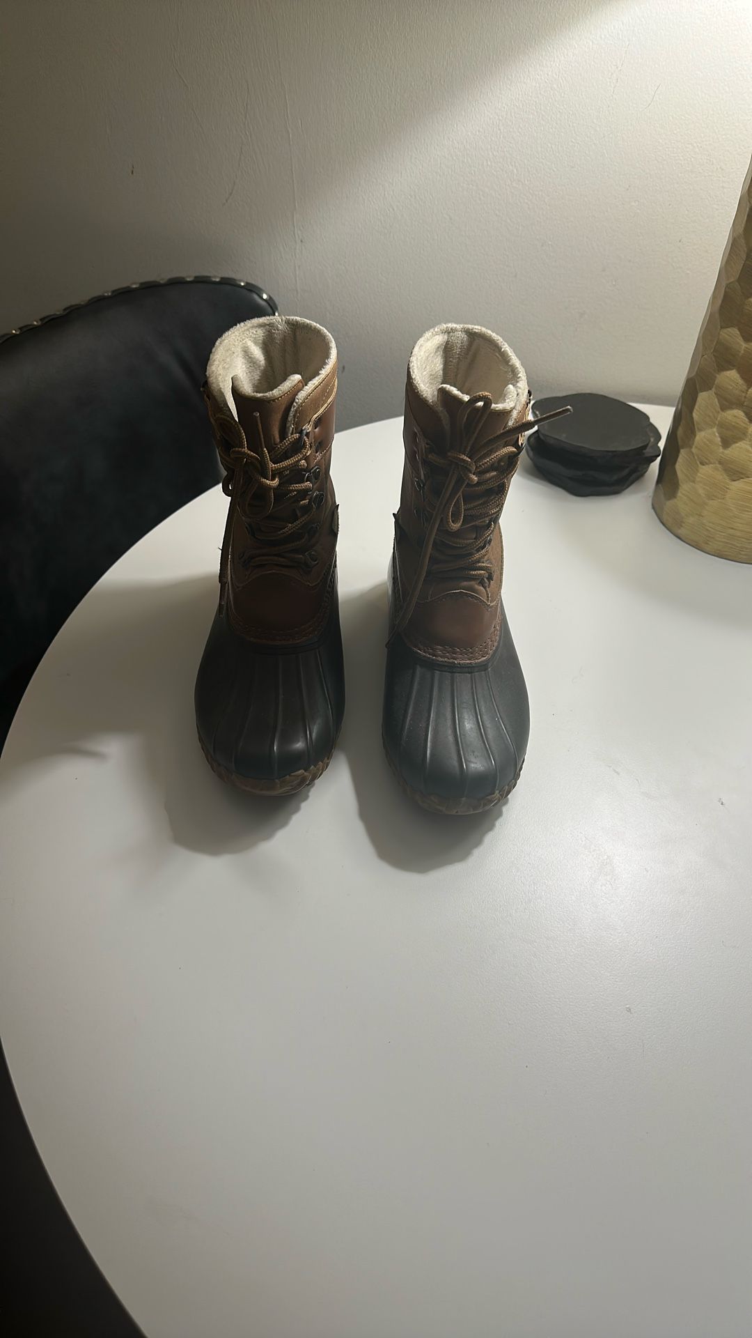 Duck Boots Women Size 6.5