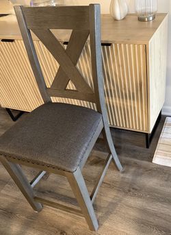 Set Of 3 Counter Height Bar Stools