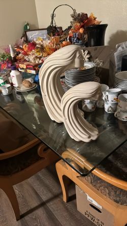 Couple Nice Sculptures Look Good Anywhere In Garden Or Anywhere Asking For Best Offer 20 Bucks Give Me Offer.