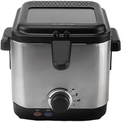 484^HALF SCALE Electric Immersion Fryer, Removable Fryer Basket, Adjustable Temperature, Lid with Visible Window and Odorless Filter, 1100W 1.6 Qt/1.5