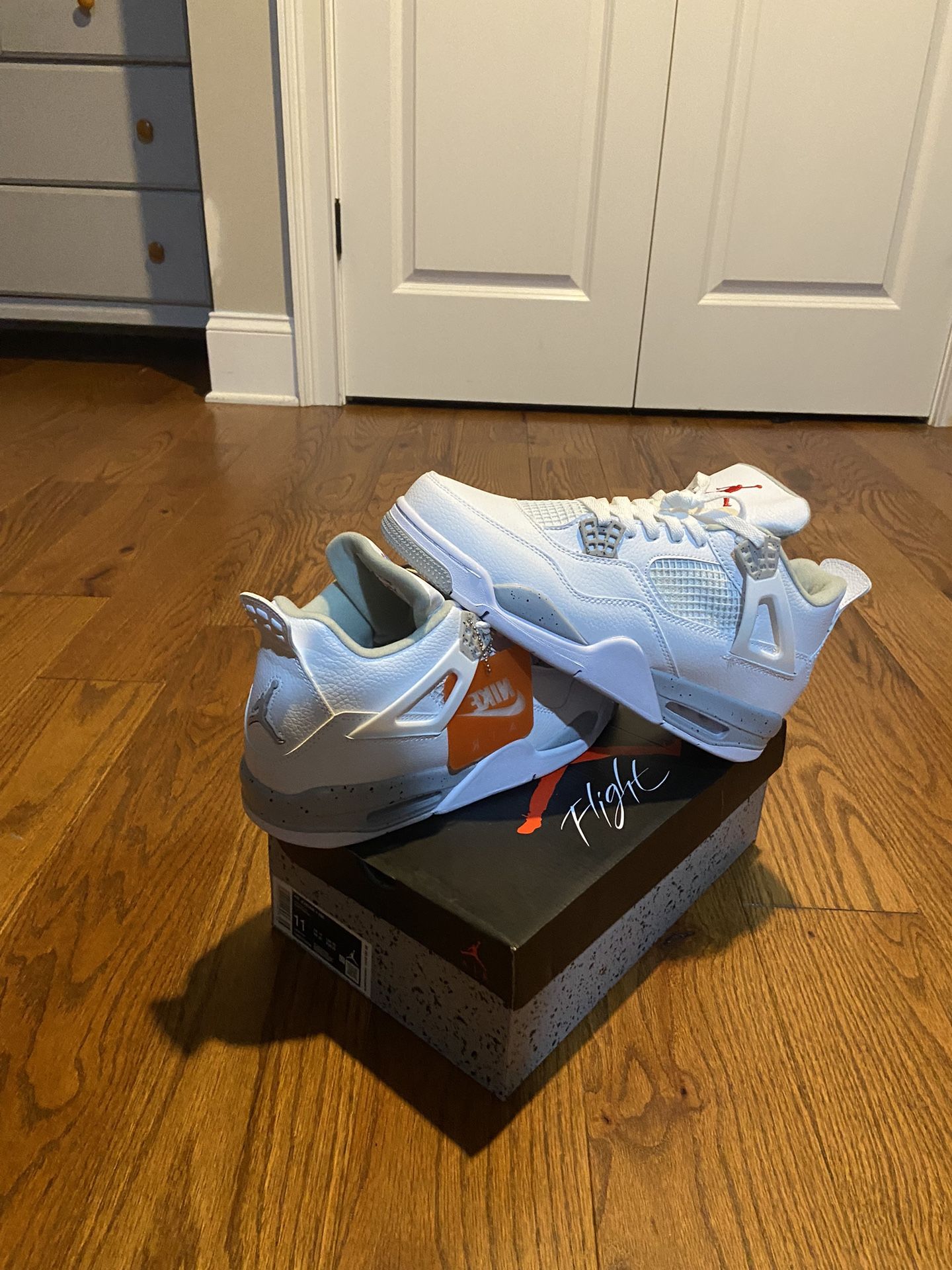 Jordan 4 Oreos brand new size 11