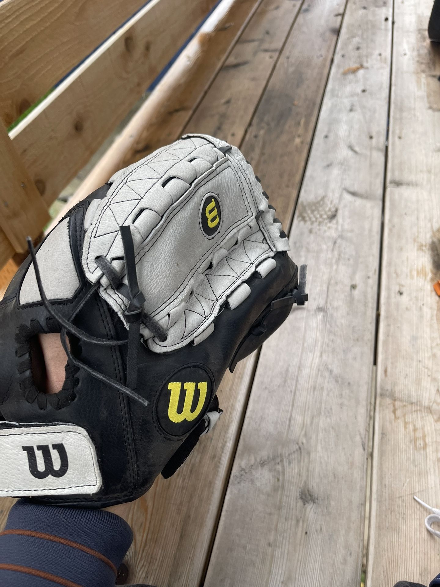 Wilson Baseball Glove