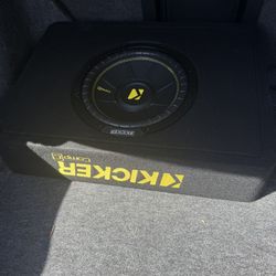 Kicker Subwoofer And Amp