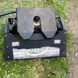 PullRite 18k Fifth Wheel Hitch