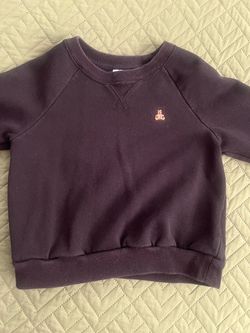 Gap sweater