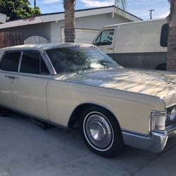 69 Lincoln Continental
