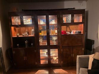 three-piece hutch
