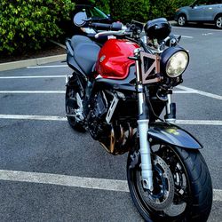 2006 Yamaha FZ06