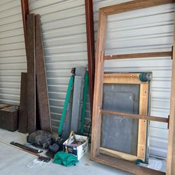 Gandy macon Georgia pool table, (disassemble condition for storage)