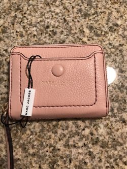 Marc Jacobs mini pink wallet