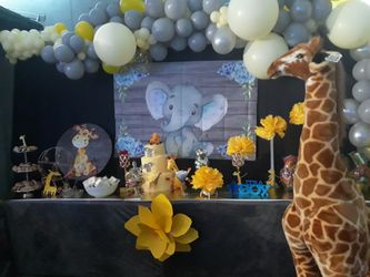 Baby shower candy table. Mesa de dulces para baby shower.