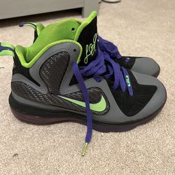 Nike LeBron 9 Electric Green 
