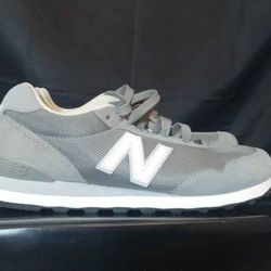 New Balance MEN SIZE 9.5 