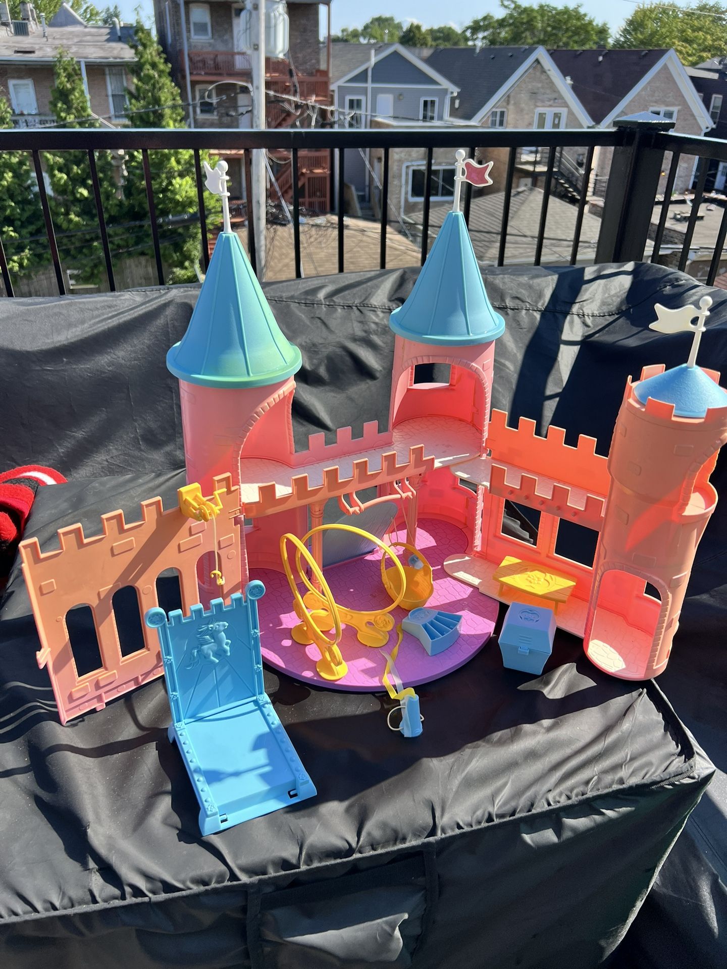 Vintage 1980s My Little Pony Dream Castle