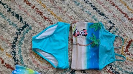 Girl' Size 7-8 Swimsuit