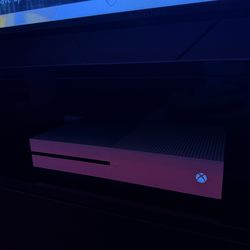 Xbox One S with 2 Controllers & Headset