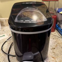 Frigidaire Ice Maker 