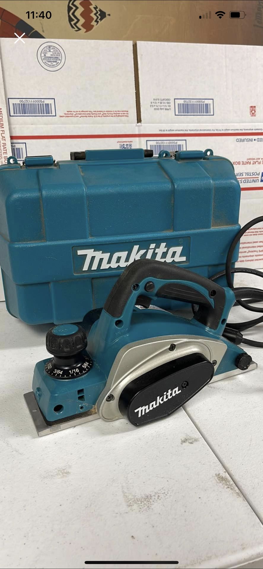 LMakita KP0800K 3-1/4 in. 6.5 Amp Corded Surface Planer Kit with Hard Case