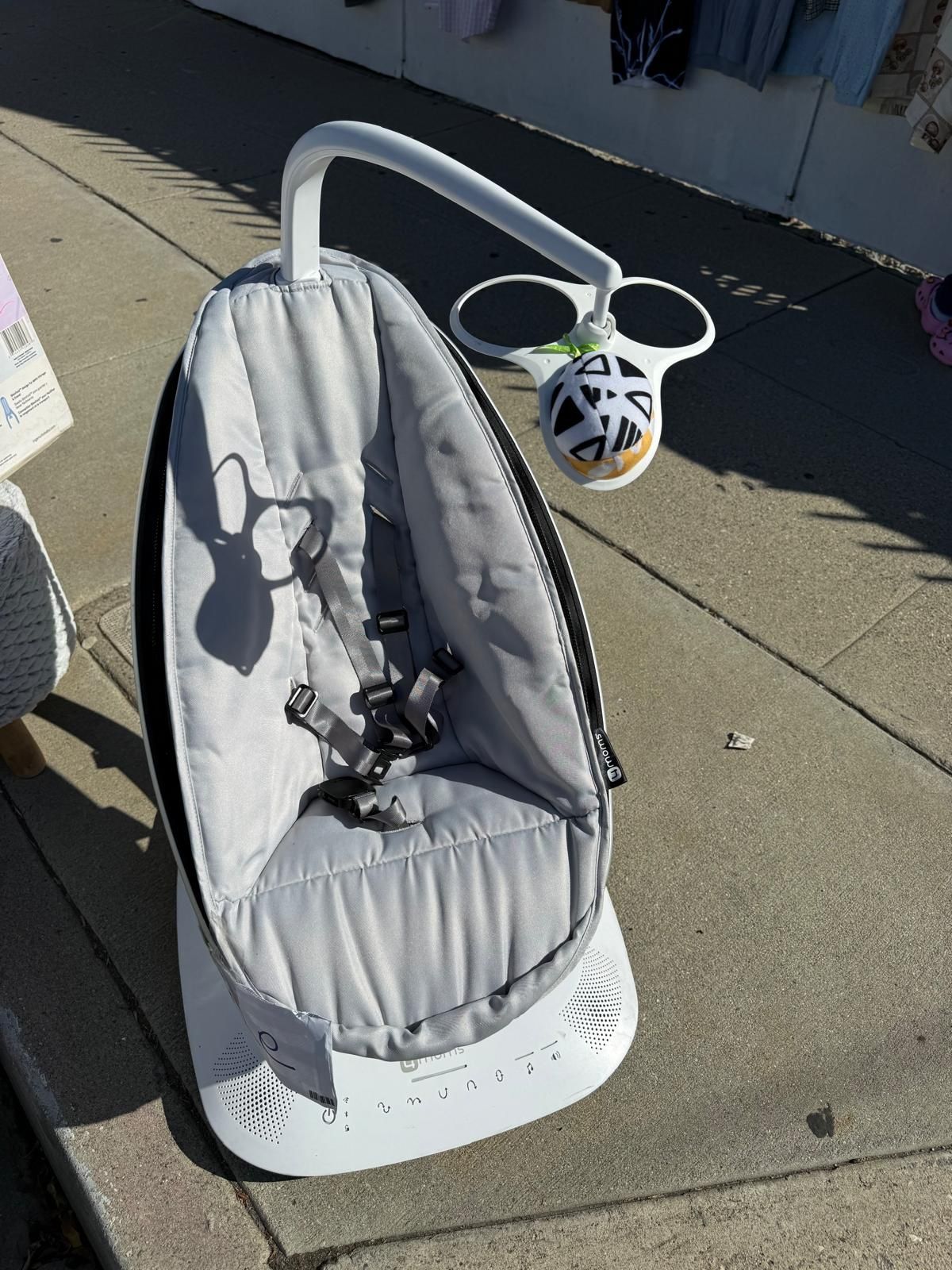 4 Moms Baby Swing