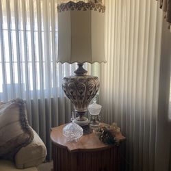 4 ft Table lamp