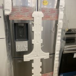 New Scratch And Dent Samsung 36”French Door Fridge Stainless Steel 6 Months Warranty 