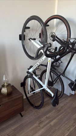 2016 Colnago V1R Ferrari Road Bike Size 48