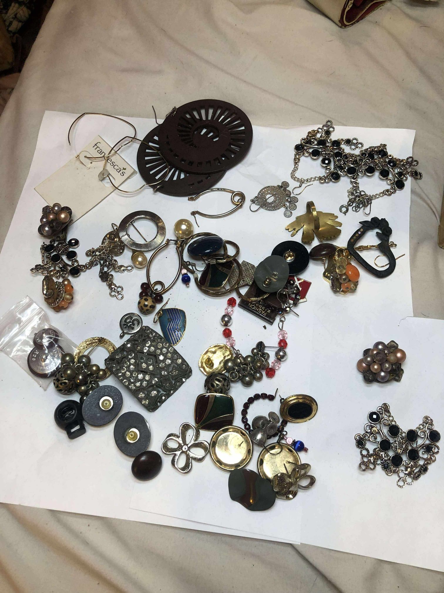 Jewelry (6.3 pounds)