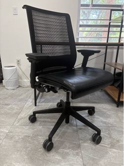 Desk Chair ergonomic and fully adjustable