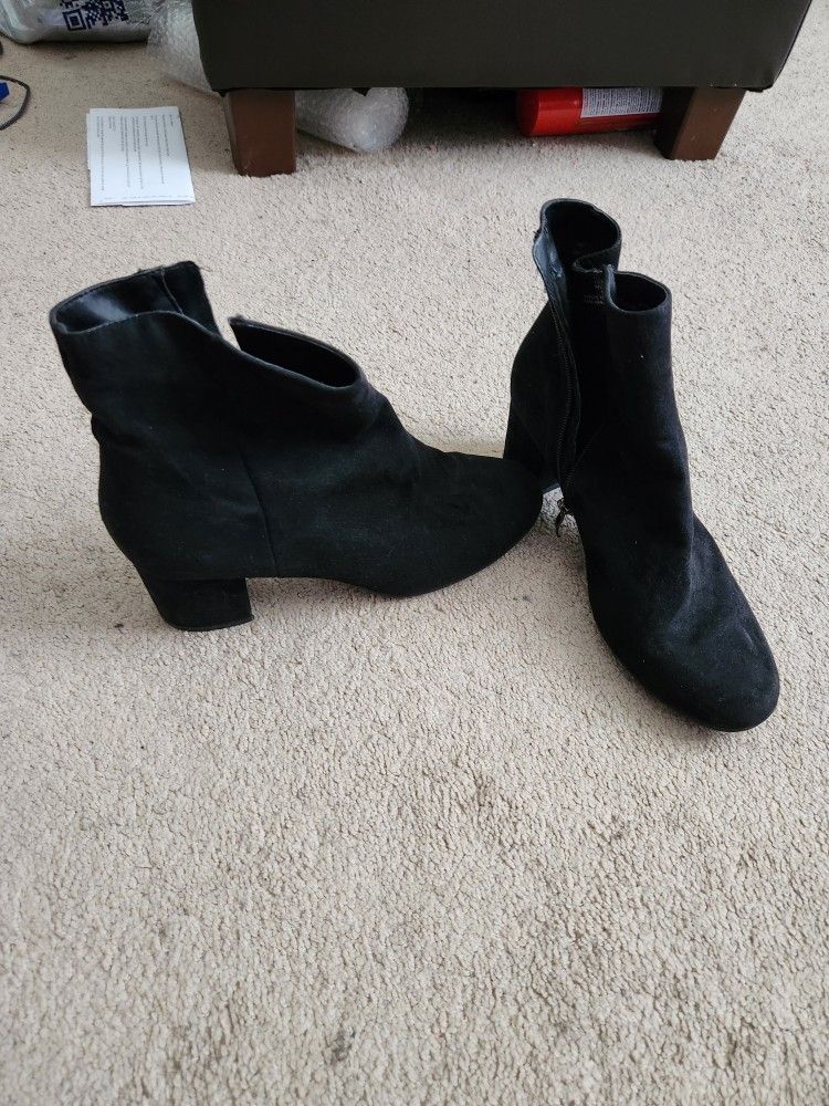 Black Boots For Sale