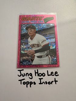 Jung Hoo Lee San Francisco Giants Outfielder Topps Short Print Insert Card.