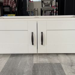 Wall Cabinet above Refrigerator 