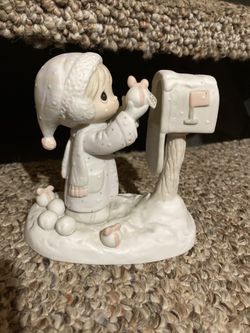 Precious Moments Statue:  I’m Sending You a White Christmas