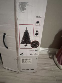 3 Foot Pre-lit Holiday Tree