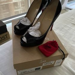 Christian Louboutin 