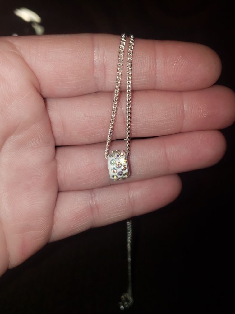 Silver Simple Bead Pendant Necklace