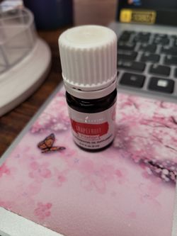 Grapefruit Vitality essential oil
