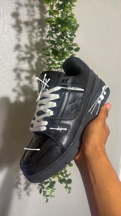 Trainer shoes
