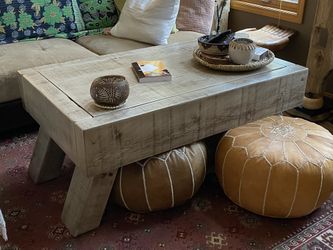 GORGEOUS COFFEE TABLE
