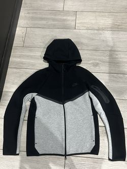 Nike Tech