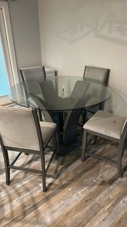 Dinning Room Glass Table 
