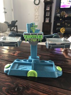 Ninja Turtle Battle Station and convertible cars